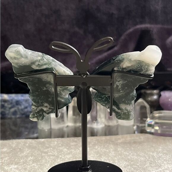 Moss Agate Butterfly Wing 2.2” Set 56g With Stand - Picture 2 of 8